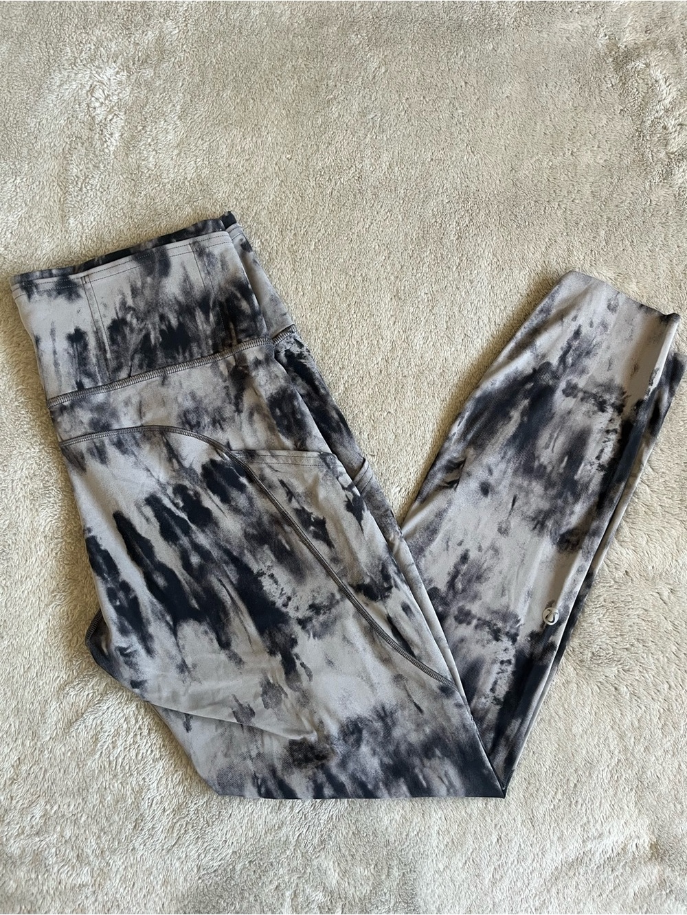 Lululemon Fast and Free High-Rise Tights 25" size 8 in Game Day